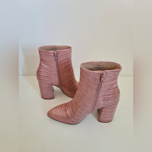 Dorothy Perkins pink faux leather ankle boots mock croc block heel new - Picture 8 of 8